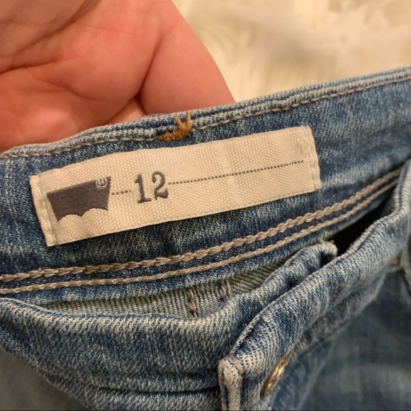 Levi’s Medium Length Oahu Cloud Shorts - Picture 5 of 8